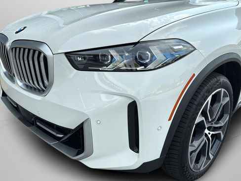Used 2026 BMW X5 sDrive40i w/ Parking Assistance Package RWD image 50