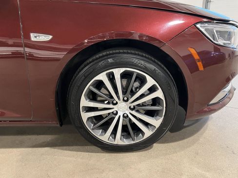 Used 2019 Buick Regal Essence w/ Driver Confidence Package I AWD/4WD image 43