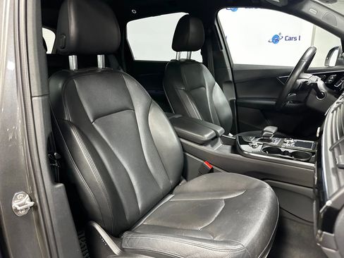 Used 2019 Audi Q7 3.0T Premium Plus w/ Premium Plus Package image 30