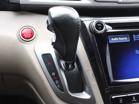 Used 2015 Honda Odyssey Touring image 43