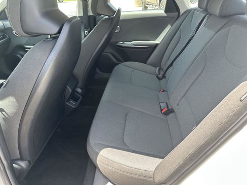 Used 2025 Kia K4 FWD image 10
