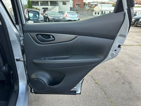 Used 2018 Nissan Rogue Sport S FWD image 35
