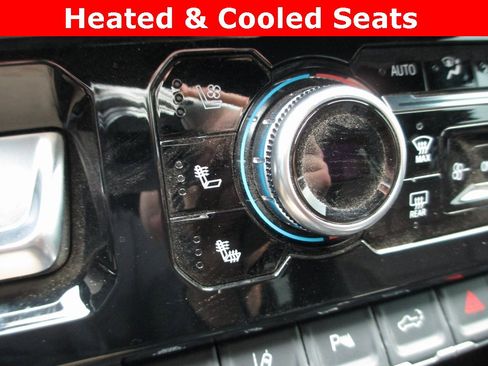 Used 2025 GMC Sierra 3500 Denali w/ Denali Reserve Package image 22