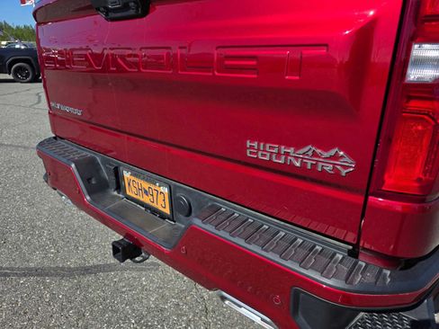 Used 2026 Chevrolet Silverado 1500 High Country AWD/4WD image 14