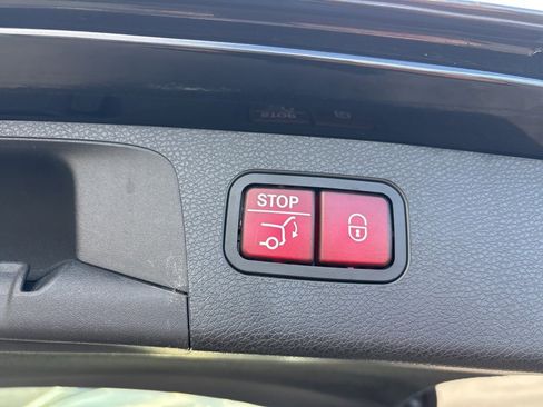 Used 2021 Mercedes-Benz E 450 4MATIC All-Terrain Wagon image 10