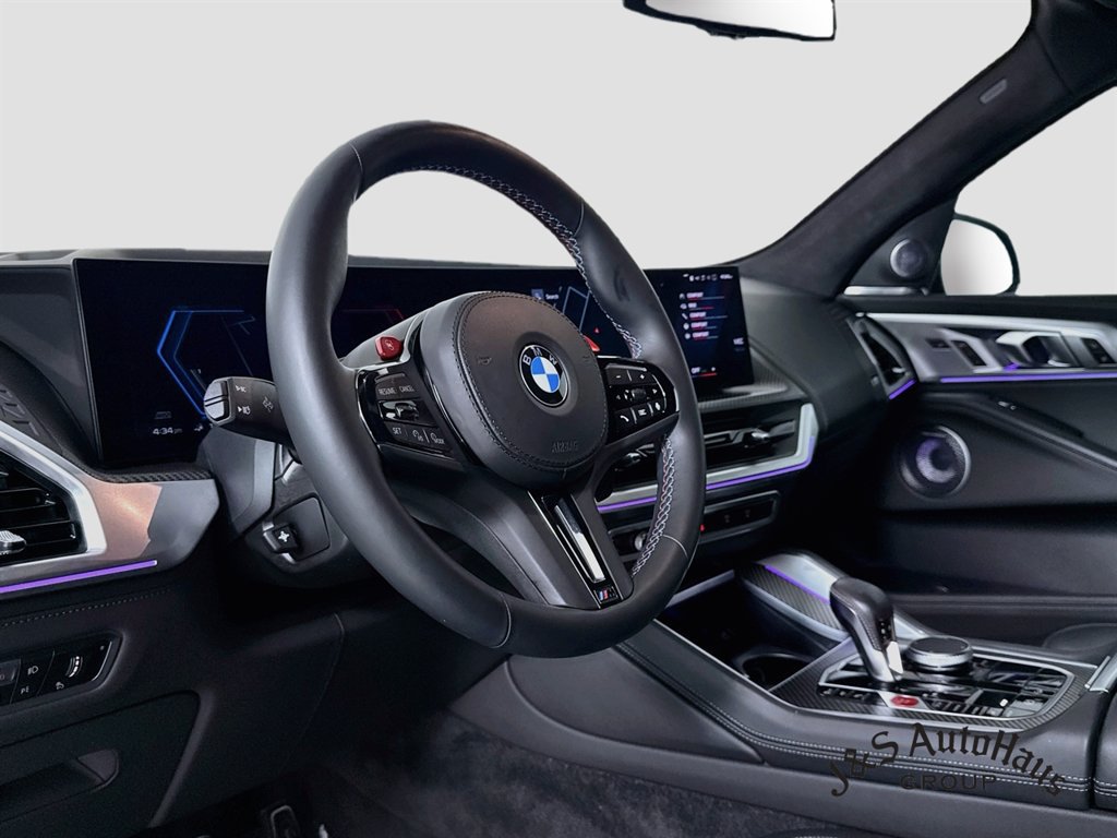 Used 2023 BMW XM AWD/4WD image 9