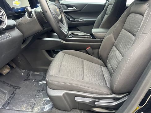 Used 2025 Chevrolet Equinox LT FWD image 26