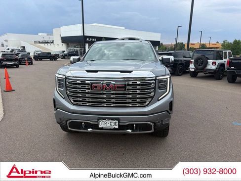 Used 2025 GMC Sierra 1500 Denali AWD/4WD image 2
