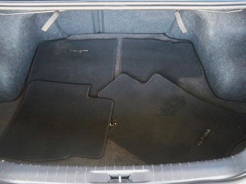 Used 2014 Nissan Altima 2.5 SL w/ Moonroof Package image 17