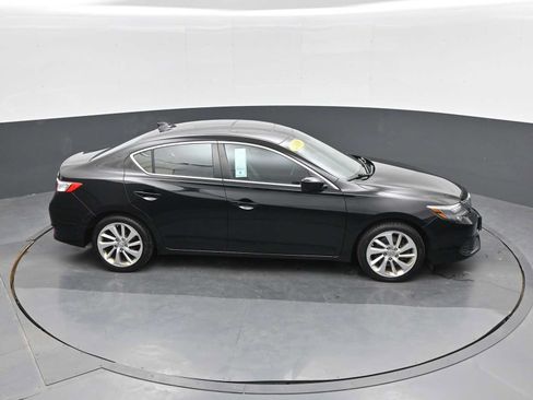Used 2018 Acura ILX FWD image 32