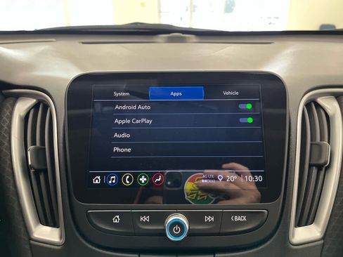 Used 2024 Chevrolet Malibu LT image 36