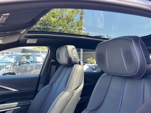 New 2026 Cadillac Lyriq V image 26