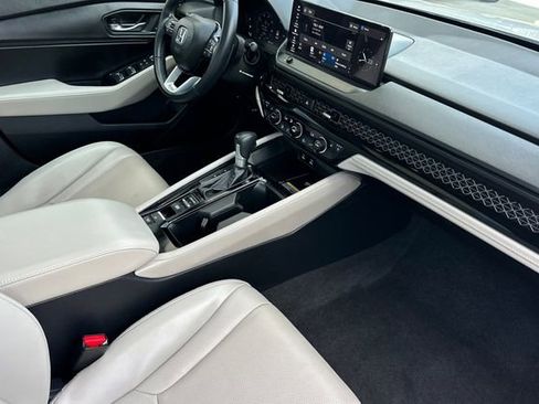 Certified 2023 Honda Accord Touring image 17