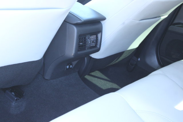 Used 2026 Toyota Camry XLE FWD image 35