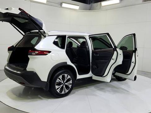 Certified 2023 Nissan Rogue SV w/ SV Premium B Package FWD image 32