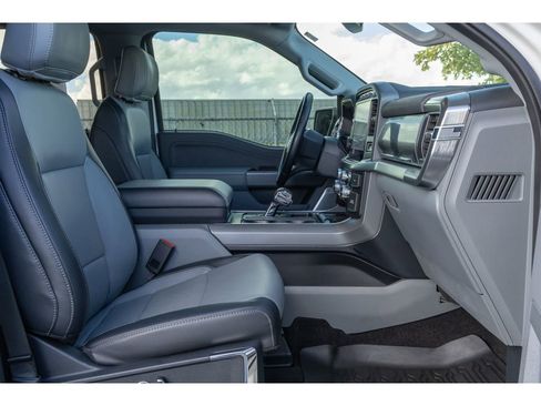 Used 2022 Ford F150 Lariat w/ Equipment Group 502A High image 11