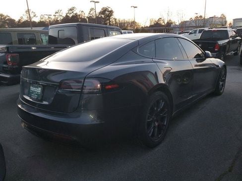 Used 2024 Tesla Model S image 8