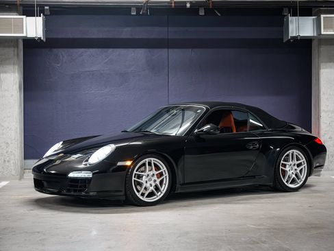 Used 2009 Porsche 911 Carrera S RWD image 6