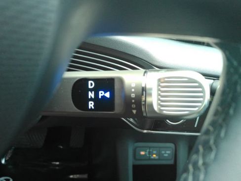 Used 2025 Hyundai Ioniq 5 SE RWD image 42