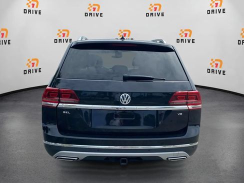 Used 2018 Volkswagen Atlas SEL FWD image 4