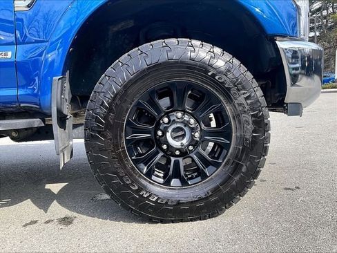 Used 2022 Ford F250 Lariat w/ Tremor Off-Road Package image 9