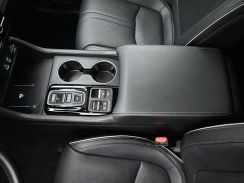 Used 2023 Honda Pilot Elite image 33