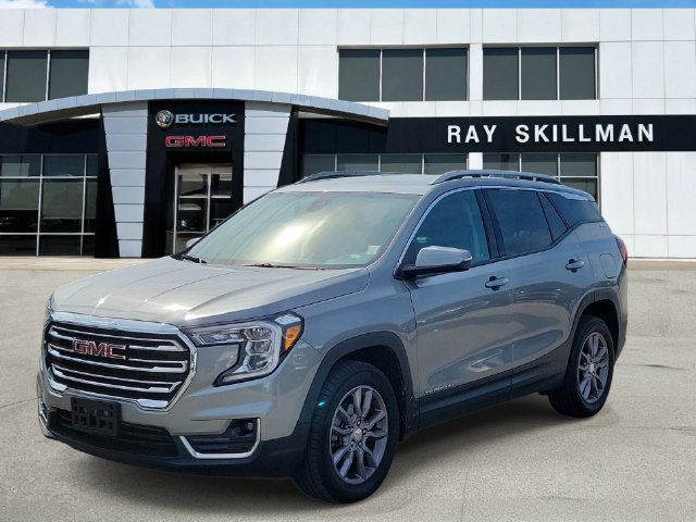 Used 2024 GMC Terrain SLT AWD/4WD image 3