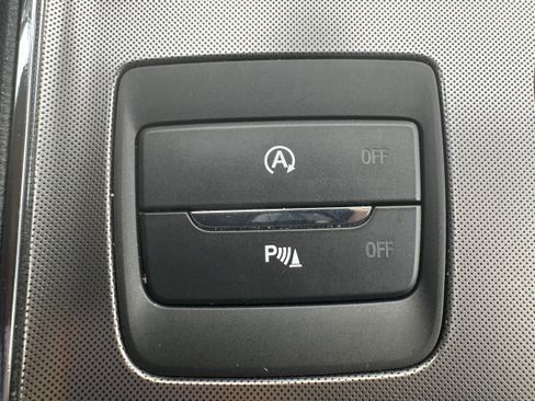 Used 2022 Ford Edge Titanium w/ Equipment Group 301A image 23