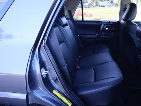 Used 2016 Toyota 4Runner Trail Premium AWD/4WD image 21