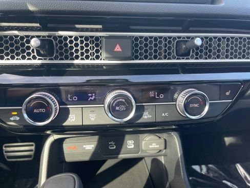 Used 2025 Honda Civic Sport image 14