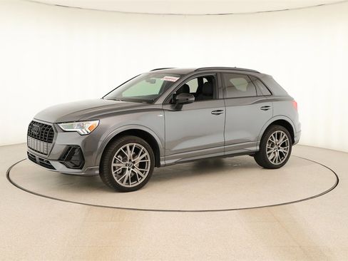 Certified 2025 Audi Q3 2.0T Premium Plus w/ Premium Plus Package image 13