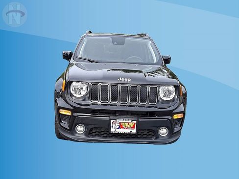 Used 2021 Jeep Renegade Latitude AWD/4WD image 3