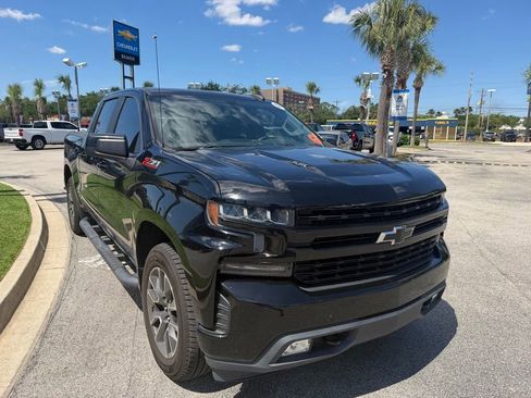 Used 2021 Chevrolet Silverado 1500 RST w/ Z71 Off-Road Package AWD/4WD image 2
