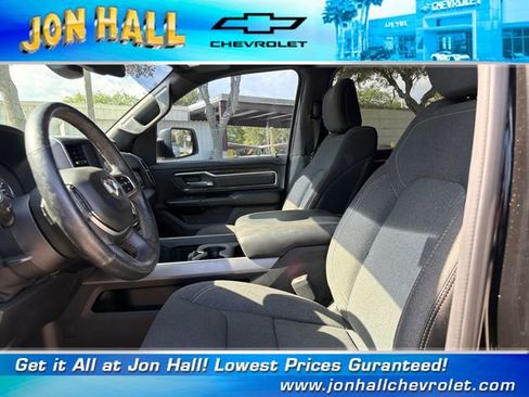 Used 2019 RAM 1500 Big Horn AWD/4WD image 18