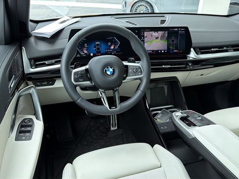 Used 2026 BMW X2 xDrive28i AWD/4WD image 18