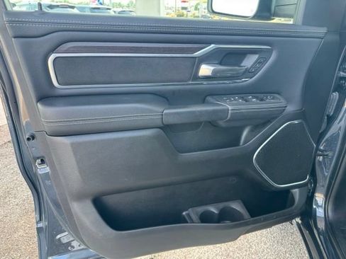 Used 2025 RAM 1500 Laramie w/ Sport Appearance Package AWD/4WD image 19
