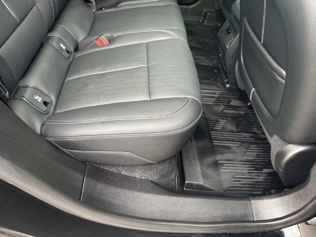Certified 2025 Cadillac Optiq Luxury 2 w/ LPO, Floor Liner Package AWD/4WD image 23