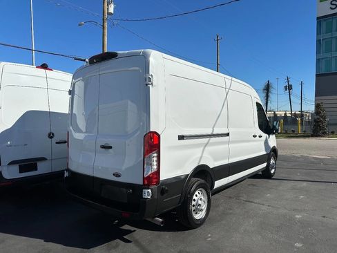 Used 2020 Ford Transit 250 Medium Roof AWD image 3