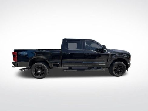Used 2025 Ford F250 Lariat w/ Black Appearance Package AWD/4WD image 3