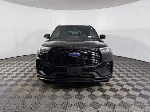 Used 2025 Ford Explorer ST-Line w/ ST-Line Street Pack image 6