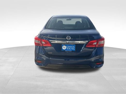 Used 2019 Nissan Sentra S image 8