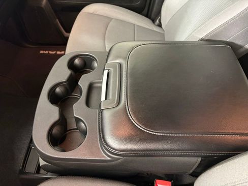 Used 2024 RAM 2500 Big Horn w/ Bed Utility Group image 30