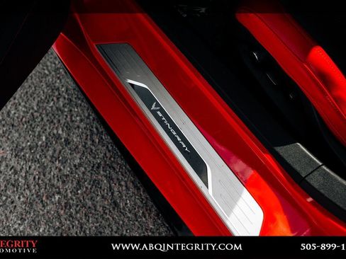 Used 2022 Chevrolet Corvette Stingray Preferred Cpe w/ Z51 Performance Package RWD image 18