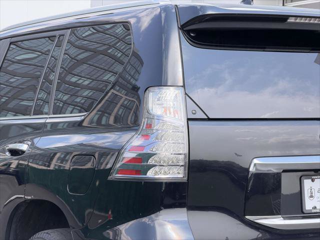 Used 2021 Lexus GX 460 Premium w/ Premium Package AWD/4WD image 13