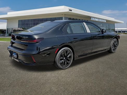 New 2026 BMW i7 eDrive50 w/ M Sport Package RWD image 11