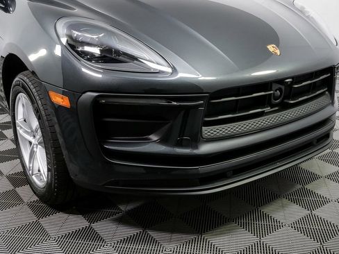 New 2026 Porsche Macan image 38