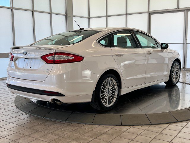 Used 2015 Ford Fusion SE w/ Equipment Group 202A FWD image 7