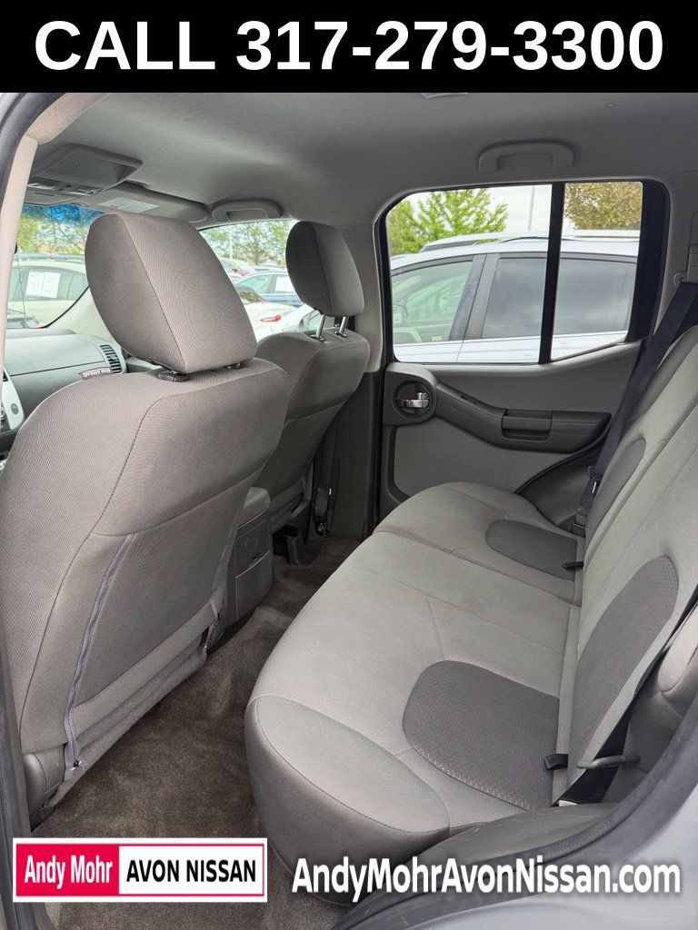 Used 2015 Nissan Xterra S w/ Value Package AWD/4WD image 8