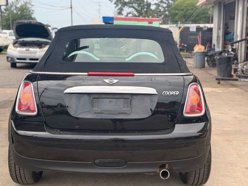 Used 2010 MINI Cooper Convertible FWD image 8