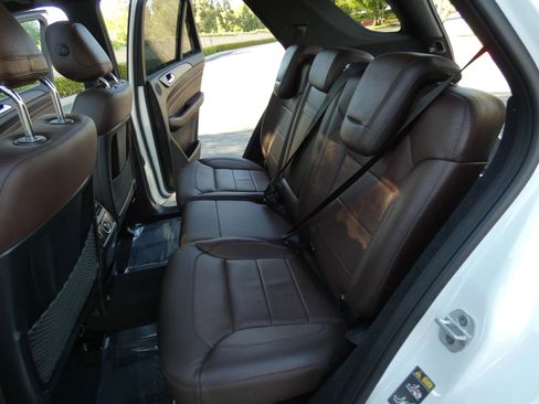 Used 2015 Mercedes-Benz ML 350 4MATIC image 54